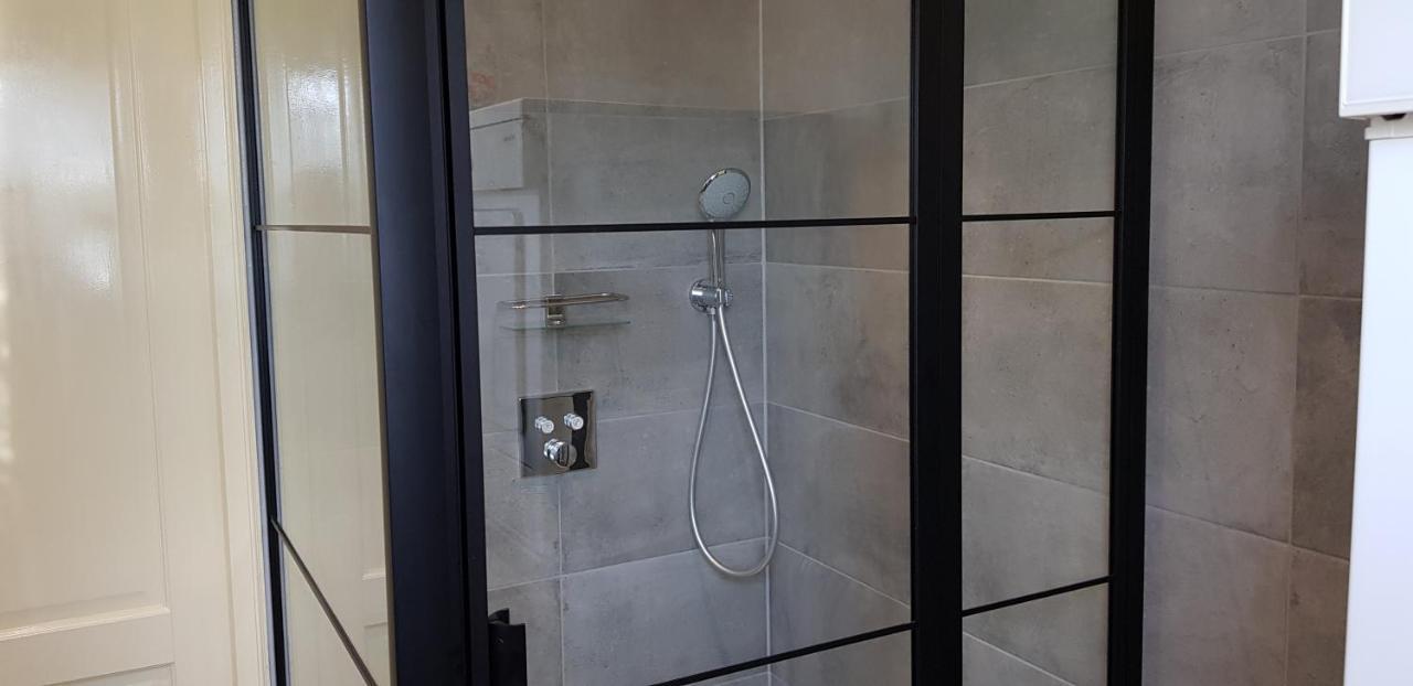 היירהוחברד Prachtig Vrijstaand Appartement Aan Het Water מראה חיצוני תמונה